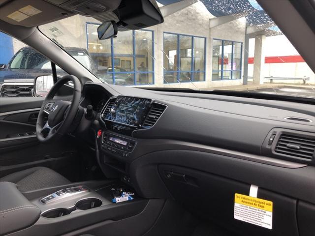 new 2025 Honda Ridgeline car, priced at $40,415