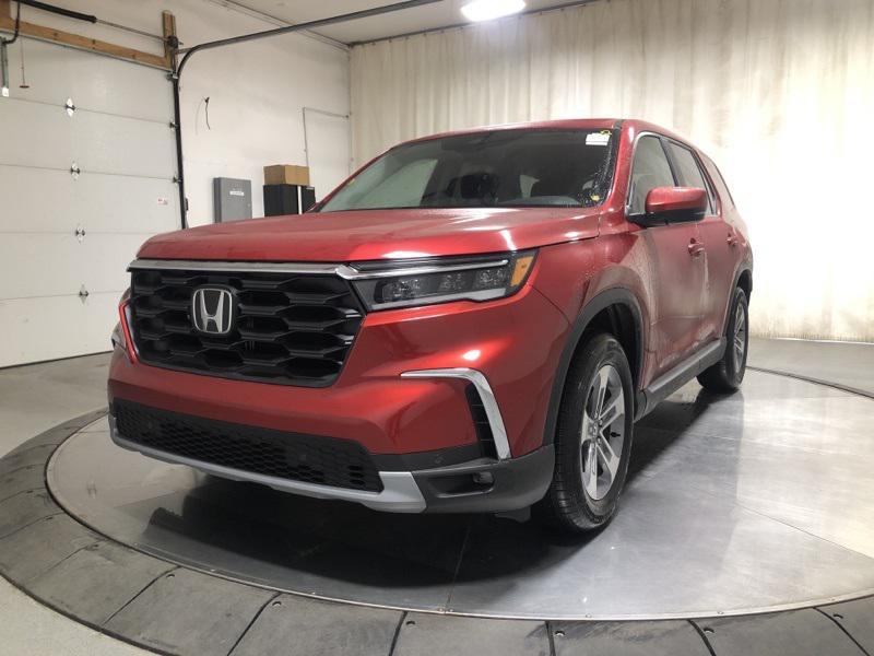 new 2025 Honda Pilot car, priced at $47,550
