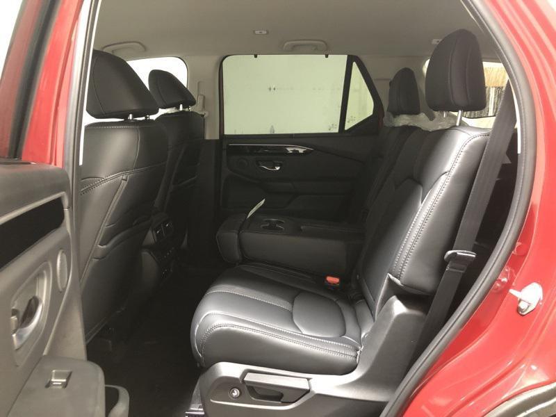 new 2025 Honda Pilot car, priced at $47,550