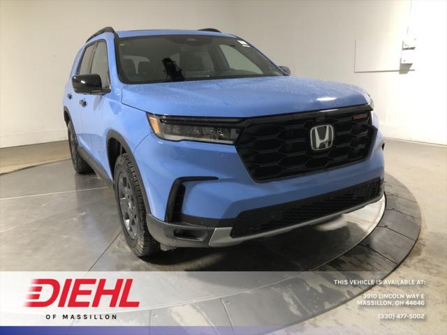 new 2025 Honda Pilot car, priced at $49,546