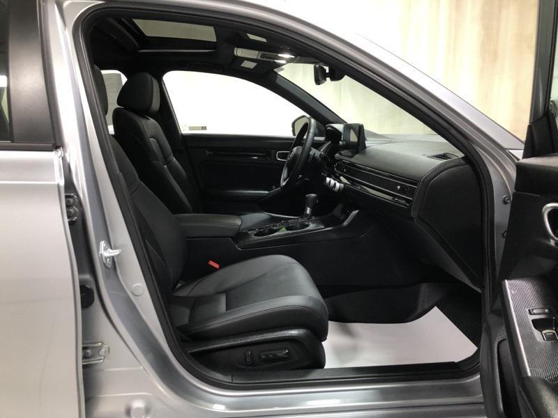 used 2025 Honda Civic Hybrid car, priced at $31,000