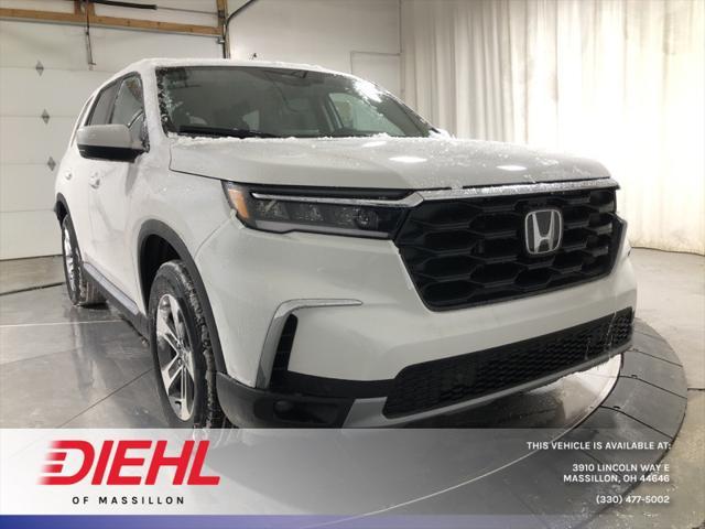 new 2025 Honda Pilot car, priced at $44,695