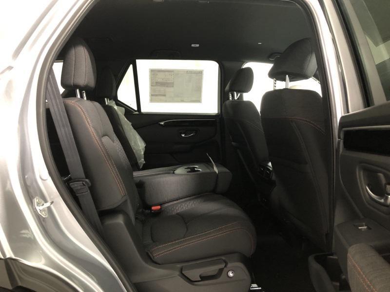 new 2025 Honda Pilot car, priced at $43,795