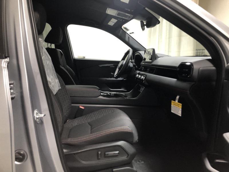 new 2025 Honda Pilot car, priced at $43,795