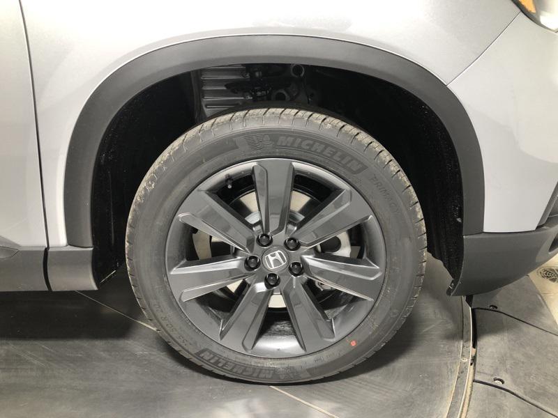 new 2025 Honda Pilot car, priced at $43,795