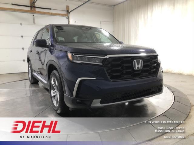 new 2025 Honda Pilot car, priced at $45,639