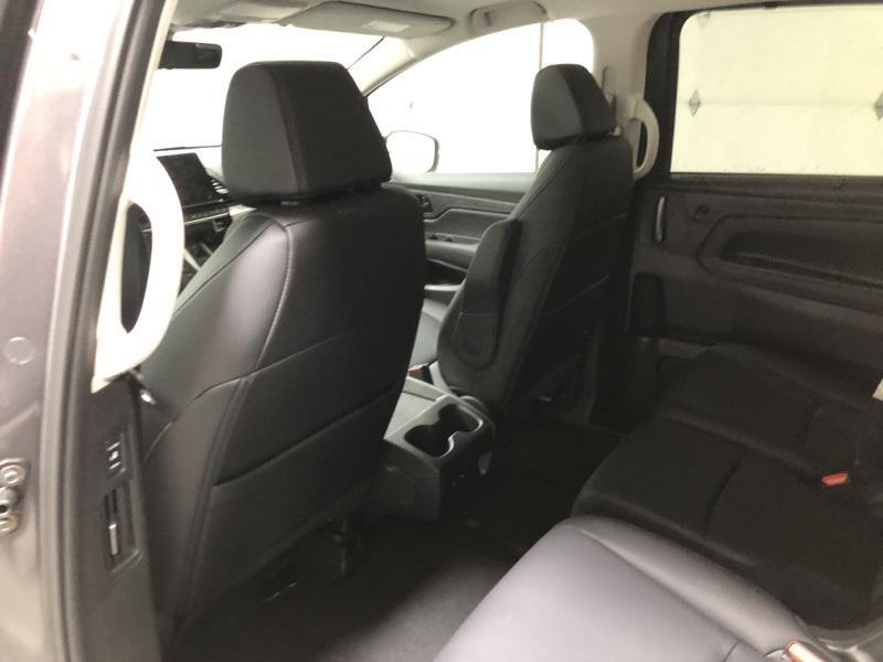 new 2026 Honda Odyssey car, priced at $44,290