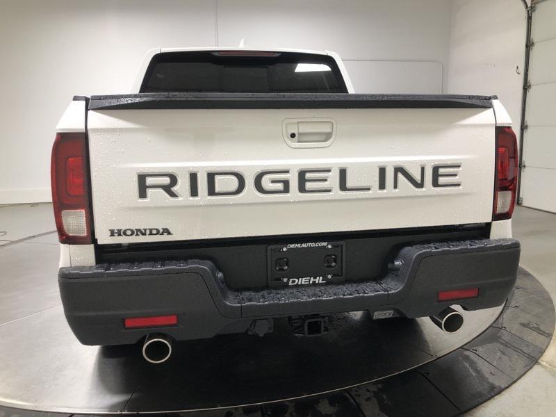 new 2025 Honda Ridgeline car, priced at $45,135