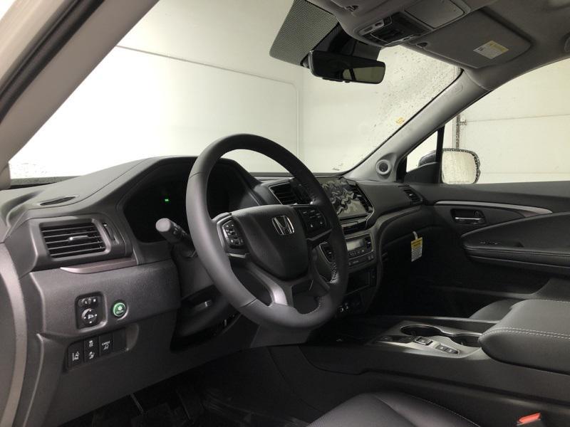new 2025 Honda Ridgeline car, priced at $45,135