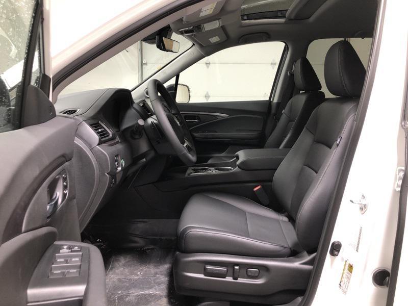 new 2025 Honda Ridgeline car, priced at $45,135
