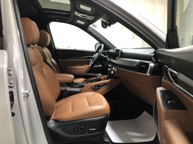 used 2025 Kia Telluride car, priced at $47,000
