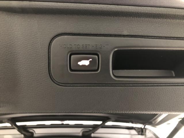 used 2023 Honda Pilot car, priced at $43,500