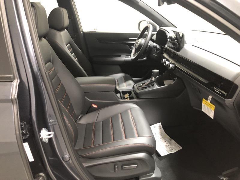 new 2026 Honda CR-V Hybrid car, priced at $43,700