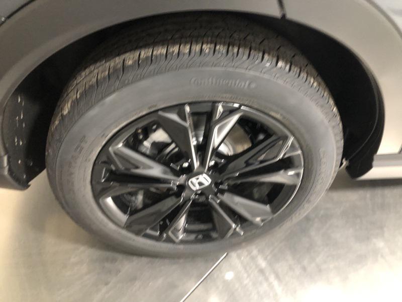 new 2026 Honda CR-V Hybrid car, priced at $43,700