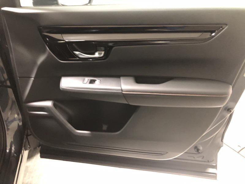 new 2026 Honda CR-V Hybrid car, priced at $43,700