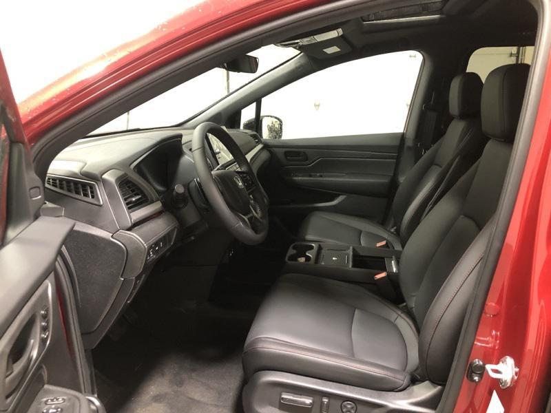 new 2026 Honda Odyssey car, priced at $46,805
