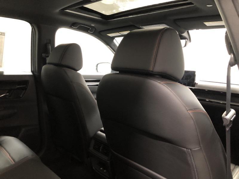 new 2026 Honda CR-V Hybrid car, priced at $43,700