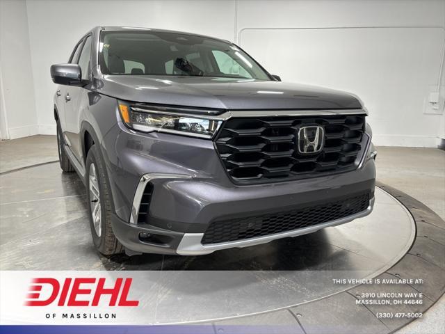 new 2025 Honda Pilot car, priced at $44,268