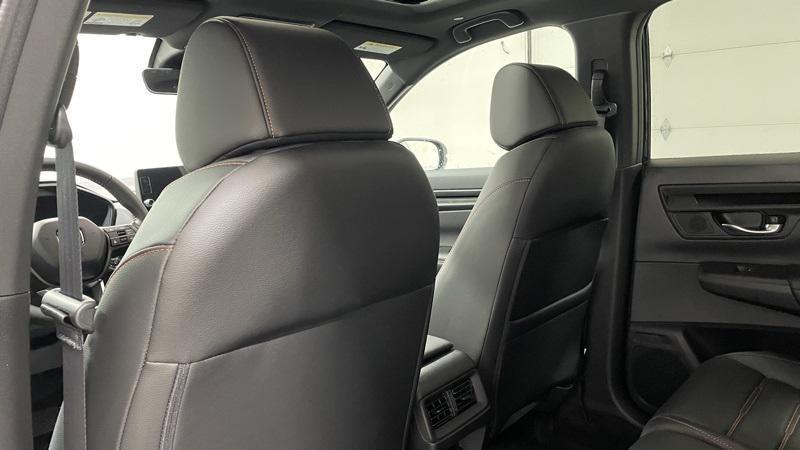new 2026 Honda CR-V Hybrid car, priced at $41,620