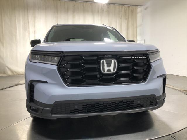 new 2025 Honda Pilot car, priced at $52,081
