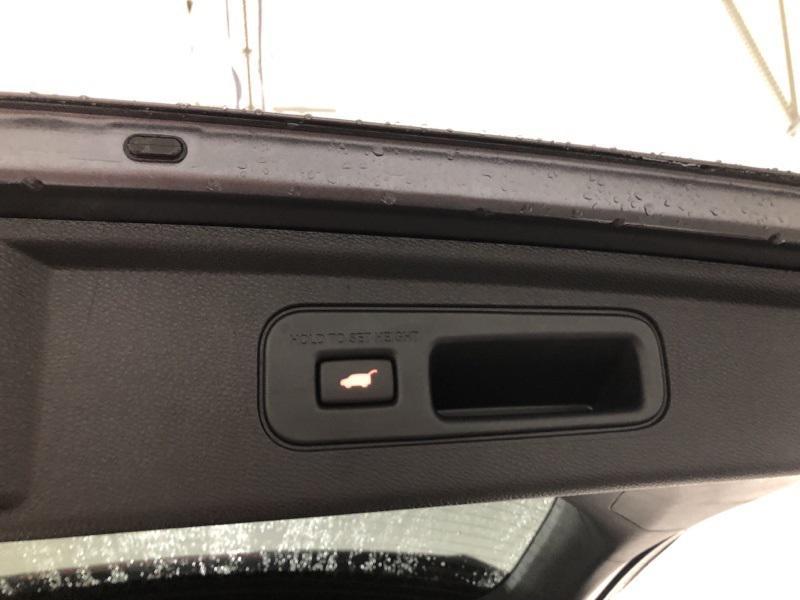 used 2024 Honda Odyssey car, priced at $39,674