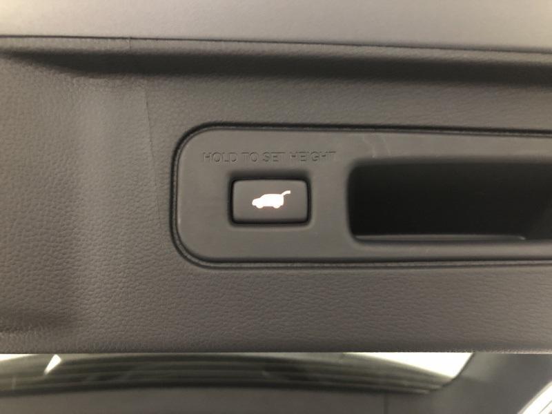 new 2025 Honda Pilot car, priced at $50,895