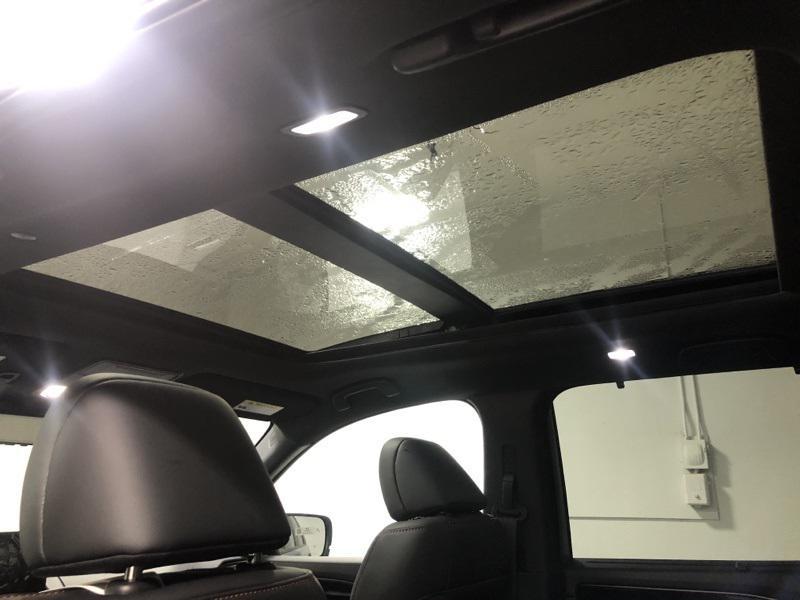 new 2025 Honda Pilot car, priced at $50,895