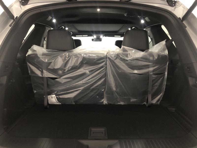 new 2025 Honda Pilot car, priced at $50,895