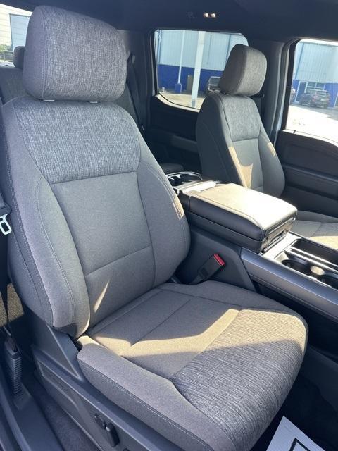 new 2025 Ford F-150 car, priced at $55,000