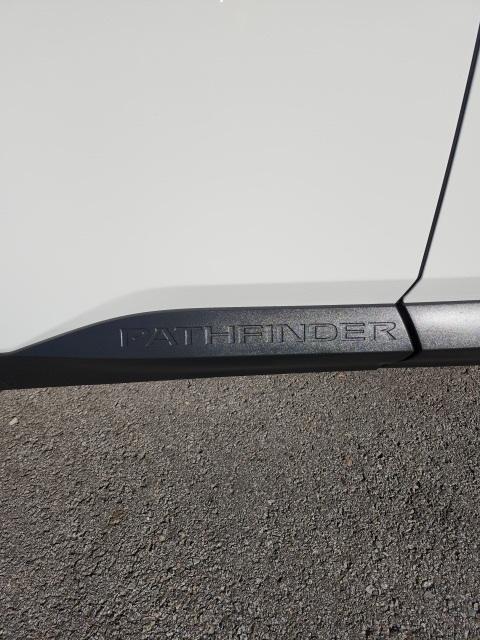 used 2025 Nissan Pathfinder car, priced at $33,999