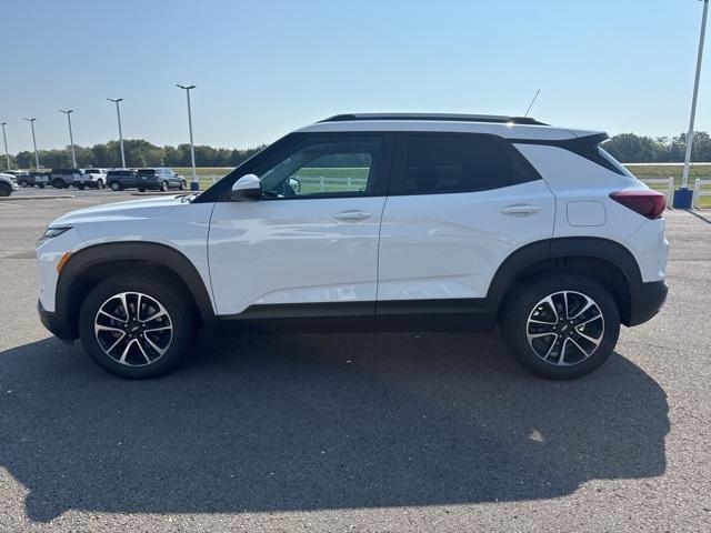 used 2025 Chevrolet TrailBlazer car, priced at $22,999