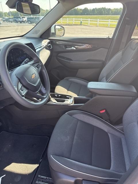used 2025 Chevrolet TrailBlazer car, priced at $22,999