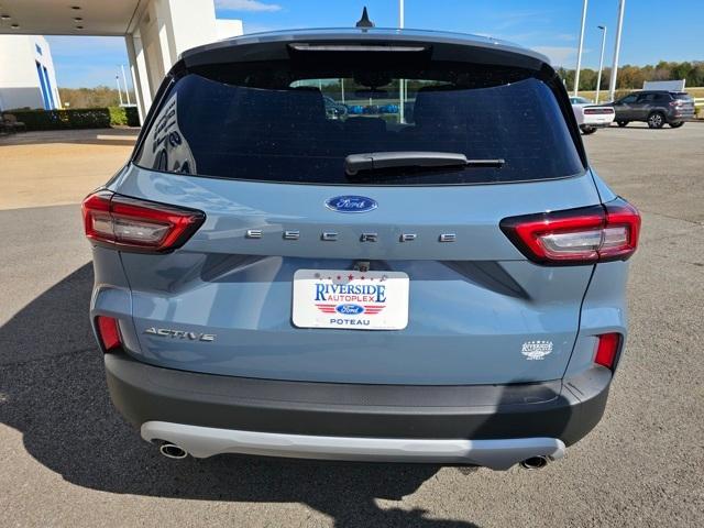 new 2025 Ford Escape car, priced at $25,675