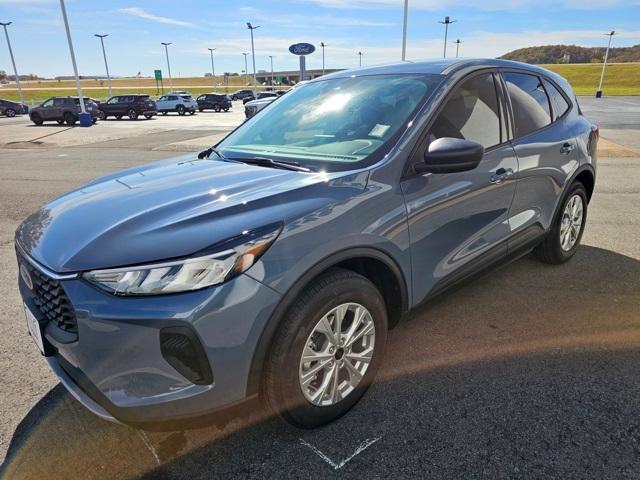 new 2025 Ford Escape car, priced at $25,675