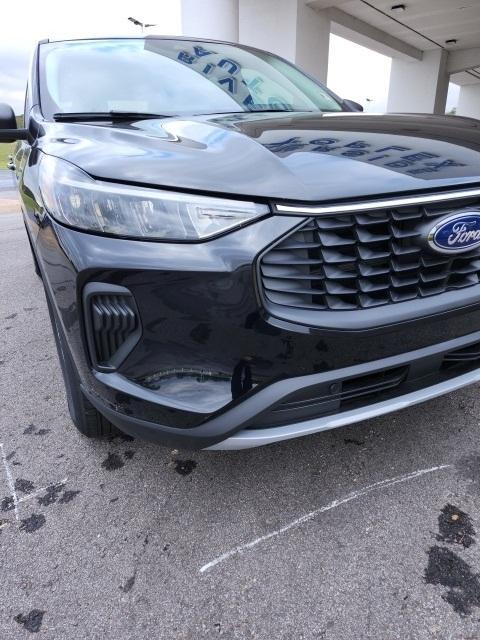new 2025 Ford Escape car, priced at $26,902
