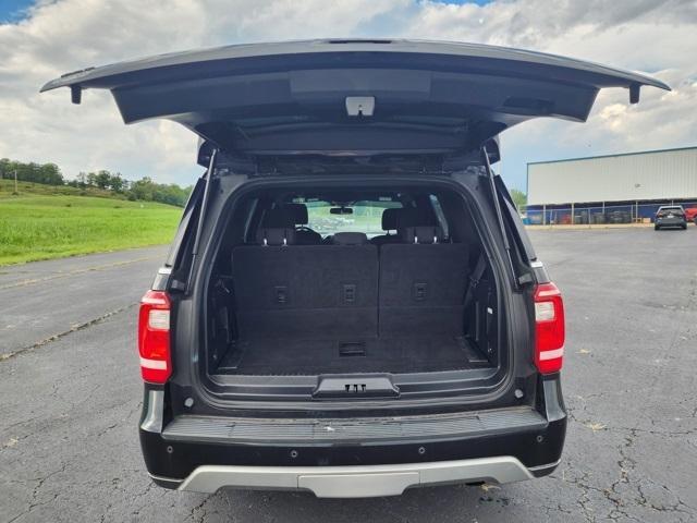used 2021 Ford Expedition car, priced at $28,000
