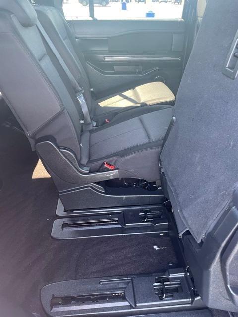used 2021 Ford Expedition car, priced at $28,000
