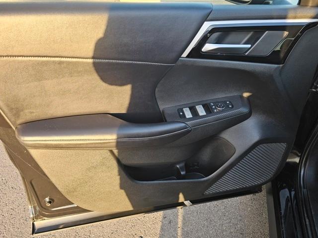 used 2024 Mitsubishi Outlander car, priced at $24,999