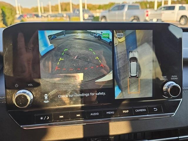 used 2024 Mitsubishi Outlander car, priced at $24,999