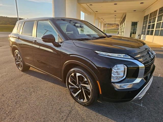 used 2024 Mitsubishi Outlander car, priced at $24,999