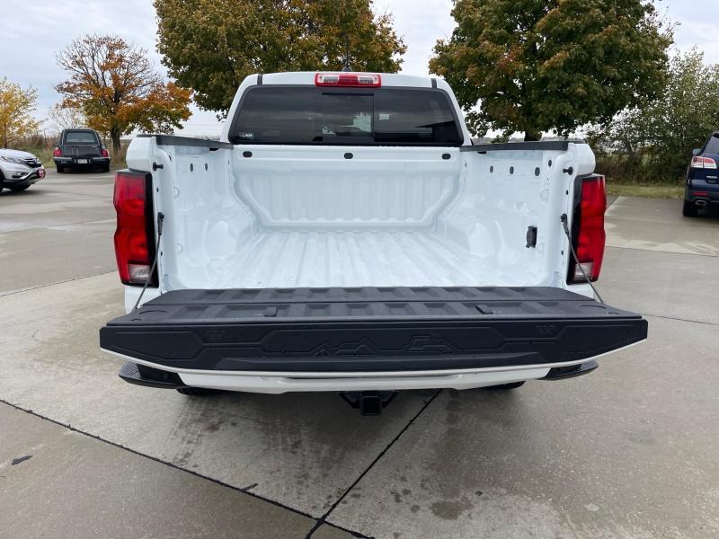 new 2024 Chevrolet Colorado car