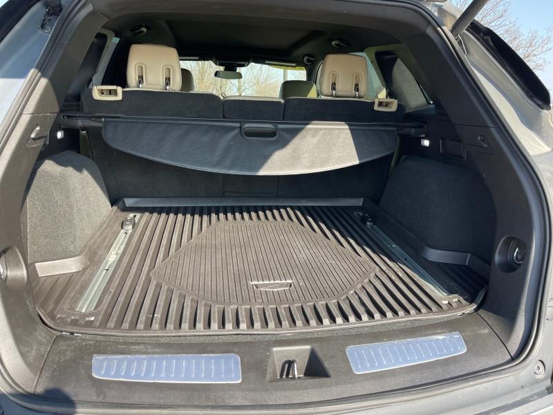 used 2017 Cadillac XT5 car, priced at $23,777