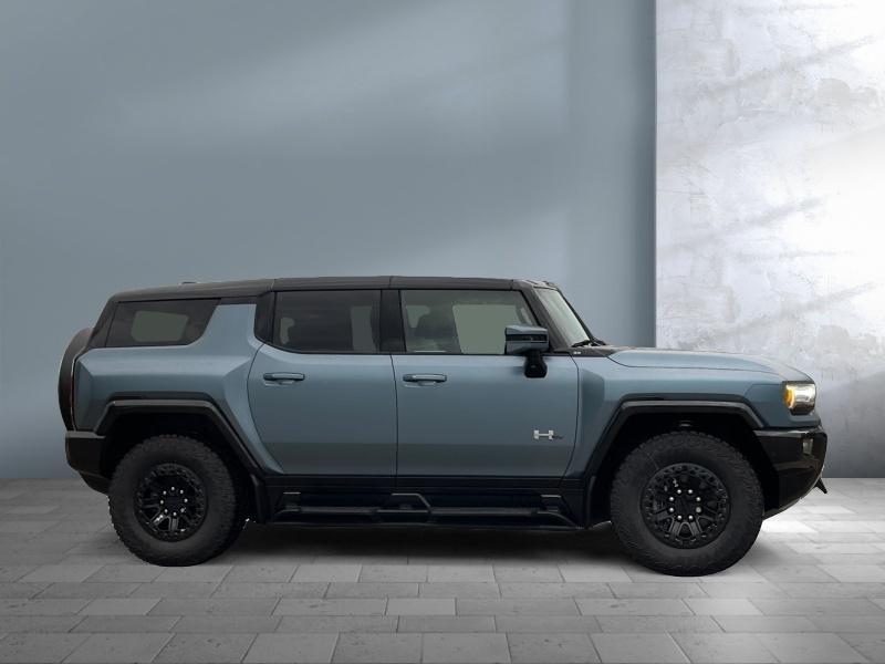 new 2024 GMC HUMMER EV car