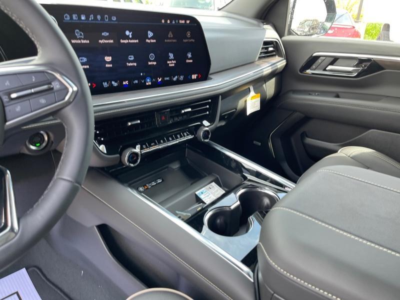 new 2025 Chevrolet Suburban car