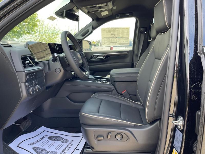 new 2025 Chevrolet Suburban car