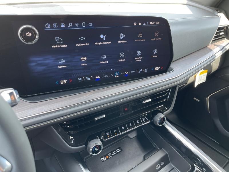 new 2025 Chevrolet Suburban car