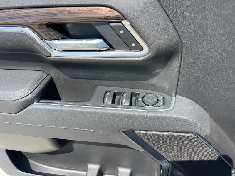 new 2025 Chevrolet Silverado 1500 car, priced at $60,995