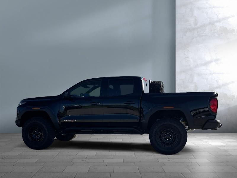 new 2024 GMC Canyon car