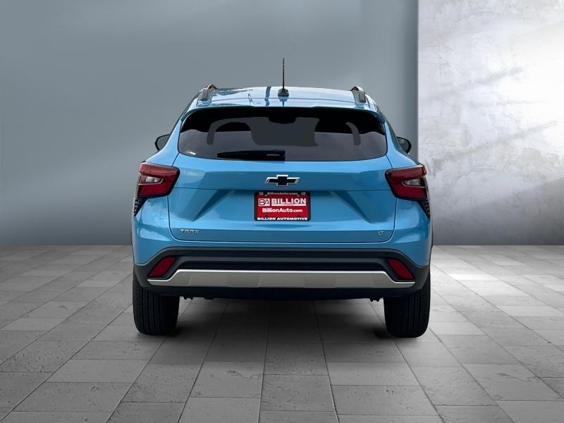 new 2025 Chevrolet Trax car