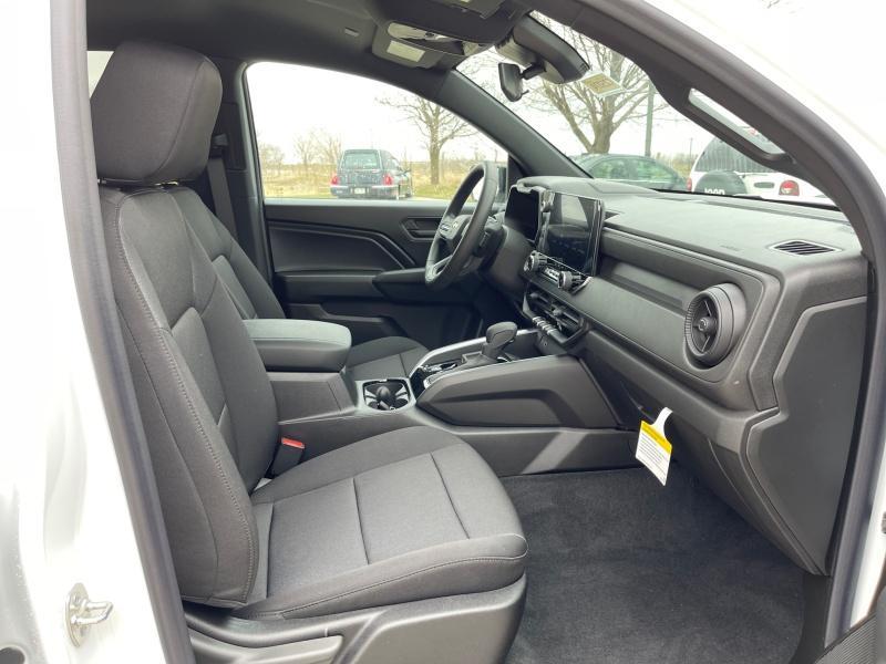 new 2024 Chevrolet Colorado car